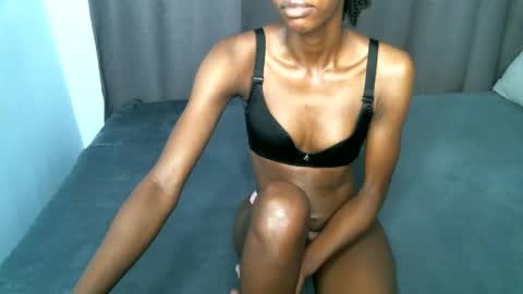 sweetlilly2540 online show from November 2025 08:56:01 AM