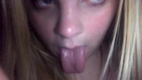 Snapshot of sweetlisa92 chatting on December 2024 01:13:01 AM Lisa online show from December 2024 01:13:01 AM