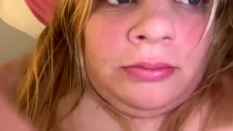 Snapshot of sweetlisa92 chatting on January 2025 05:13:01 PM Lisa online show from January 2025 05:13:01 PM