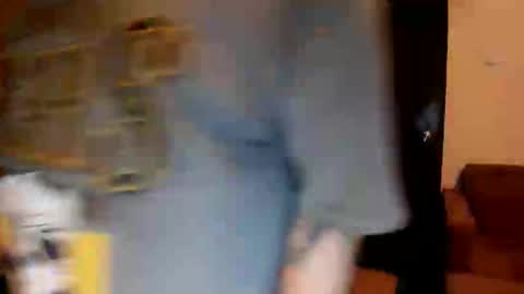 Zoe online show from October 2025 04:56:01 AM