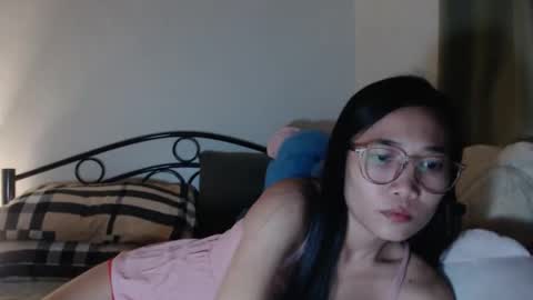 sweetmeeoowe_69 online show from March 2026 07:28:01 PM
