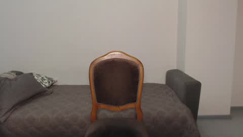 Snapshot of sweetmiaa chatting on December 2024 04:42:01 PM Mia online show from December 2024 04:42:01 PM