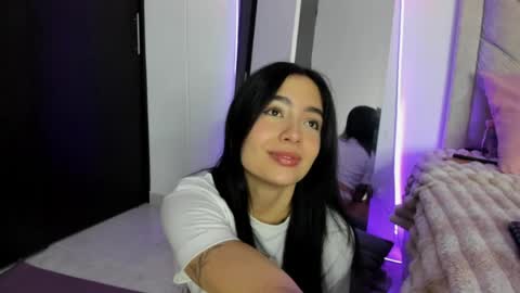 Snapshot of sweetmili133 chatting on March 2026 09:04:02 AM sweetmili133 online show from March 2026 09:04:02 AM