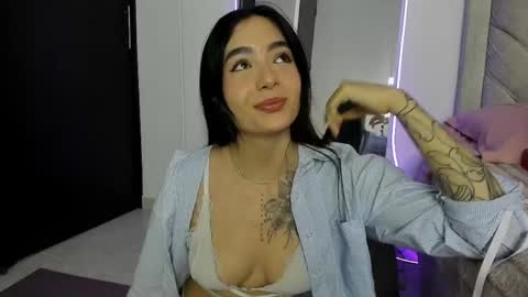 Snapshot of sweetmili133 chatting on April 2026 12:21:01 PM sweetmili133 online show from April 2026 12:21:01 PM