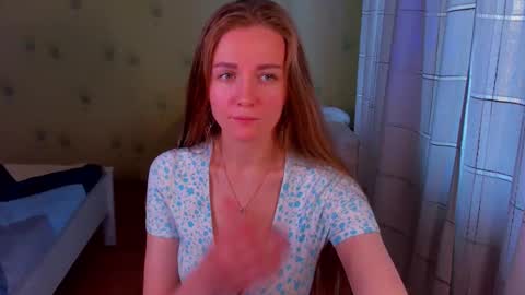 Swetmilkis online show from October 2025 10:01:01 AM