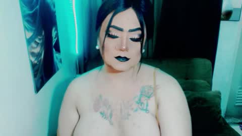 Snapshot of sweetmistresss chatting on October 2025 11:59:02 PM Mio online show from October 2025 11:59:02 PM