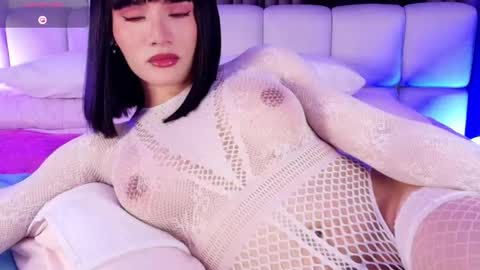 LUNA online show from May 2026 10:48:02 PM