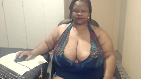 Snapshot of sweetnoziexxx chatting on October 2025 04:32:02 AM sweetnoziexxx online show from October 2025 04:32:02 AM