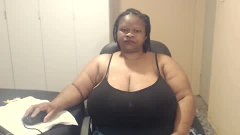 Snapshot of sweetnoziexxx chatting on October 2025 05:08:02 AM sweetnoziexxx online show from October 2025 05:08:02 AM
