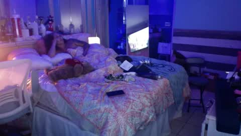 Snapshot of sweetnsexy95 chatting on February 2025 09:41:01 AM WeAim2PZzz online show from February 2025 09:41:01 AM