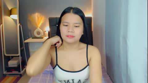 Snapshot of sweetnwildts chatting on April 2026 02:36:02 AM Ghena online show from April 2026 02:36:02 AM