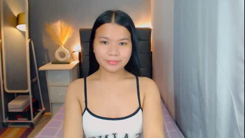Snapshot of sweetnwildts chatting on April 2026 02:36:02 PM Ghena online show from April 2026 02:36:02 PM