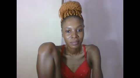 ESTHER online show from February 2026 01:35:02 AM