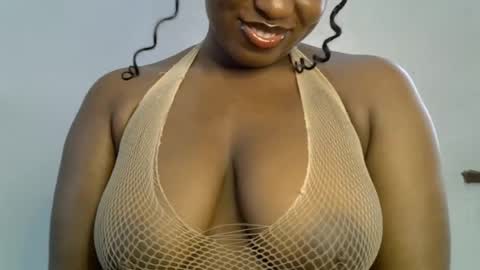 LILY BRANDY online show from April 2026 07:22:02 AM