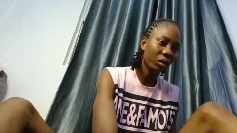 Snapshot of sweetpussy135 chatting on October 2025 07:12:02 PM slim ivy online show from October 2025 07:12:02 PM