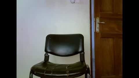 Snapshot of sweetrenne chatting on January 2025 05:09:01 AM sweetrenne online show from January 2025 05:09:01 AM