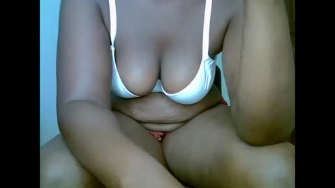 Snapshot of sweetrenne chatting on March 2025 04:54:02 AM sweetrenne online show from March 2025 04:54:02 AM