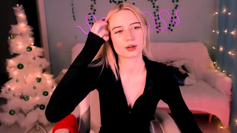Snapshot of sweetrichal chatting on December 2024 10:18:01 PM sweetrichal online show from December 2024 10:18:01 PM