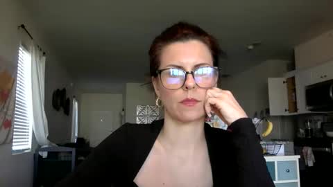 sweetriddance online show from May 2026 03:20:02 PM
