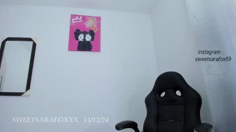 Snapshot of sweetsarafoxxx chatting on December 2024 04:05:02 PM Sara Sofia Libra online show from December 2024 04:05:02 PM