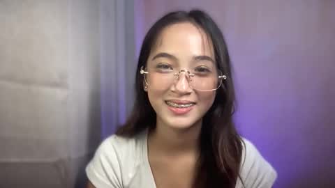 Snapshot of sweetsexy_miax chatting on November 2025 03:24:02 PM Mia online show from November 2025 03:24:02 PM