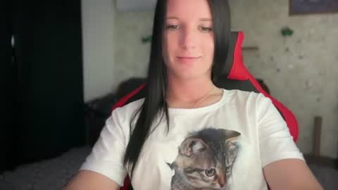 Sweet Shy online show from July 2026 04:00:01 PM
