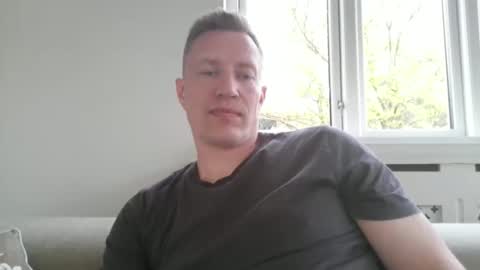 sweetsinner83 online show from May 2026 06:46:01 PM