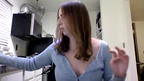 Snapshot of sweetsocalgirl chatting on January 2025 03:26:02 AM sweetsocalgirl online show from January 2025 03:26:02 AM