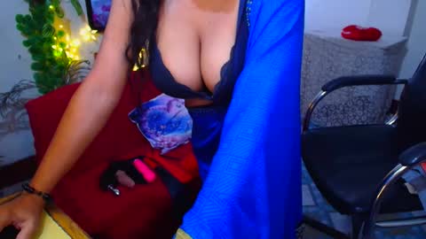 SweetSour online show from November 2025 02:26:01 AM