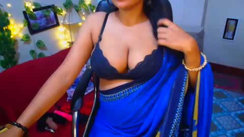 SweetSour online show from December 2025 01:22:01 AM