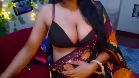 SweetSour online show from December 2025 02:03:01 PM