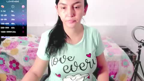 Snapshot of sweetsquirtx23 chatting on February 2025 04:55:01 AM lili online show from February 2025 04:55:01 AM