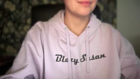 sweetssmashed online show from November 2025 10:18:02 PM