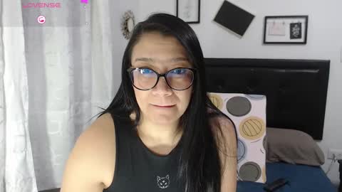 Snapshot of sweetstormi chatting on March 2025 08:41:01 AM Stormi online show from March 2025 08:41:01 AM