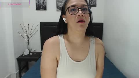 Stormi online show from November 2025 09:08:02 AM