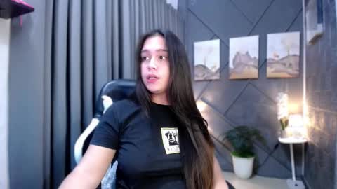 Snapshot of sweetsugar_samm chatting on December 2024 05:09:02 AM Samantha samm online show from December 2024 05:09:02 AM