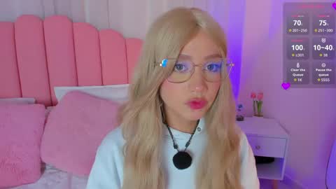 sweett_fire online show from May 2026 06:16:02 PM