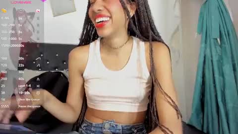 Snapshot of sweett_maria_ chatting on June 2026 07:02:02 PM Sweett Maria online show from June 2026 07:02:02 PM