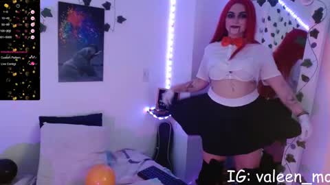 Snapshot of sweett_minionn chatting on October 2025 02:07:01 PM IG valeen mo Vale My schedule Monday to Friday900 am - 300 pm online show from October 2025 02:07:01 PM