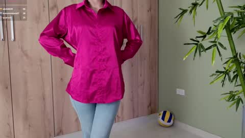    online show from February 2025 07:42:02 PM