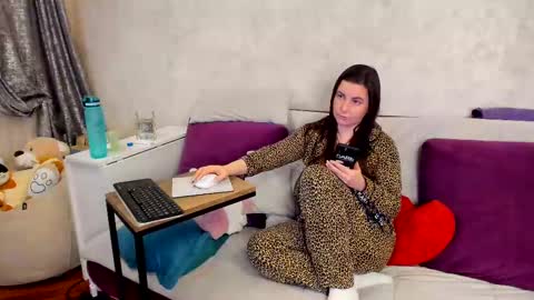 Snapshot of sweetteets24 chatting on February 2025 07:10:01 PM fansly SweetSofia24 online show from February 2025 07:10:01 PM
