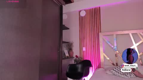 sweetviolet___ online show from June 2026 12:07:02 PM