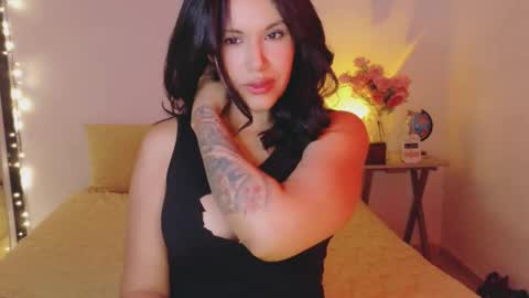 Snapshot of sweetx_miracle chatting on September 2025 09:05:02 PM Malena online show from September 2025 09:05:02 PM
