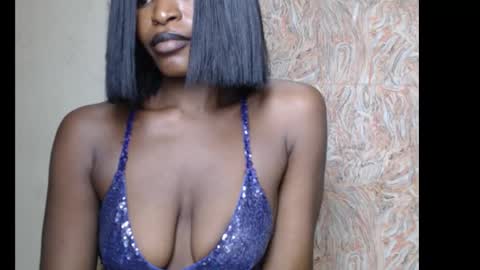 sweetxxboobsx online show from September 2025 03:06:01 PM