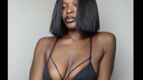 sweetxxboobsx online show from October 2025 10:36:01 PM