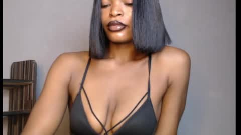 sweetxxboobsx online show from April 2026 07:50:01 AM