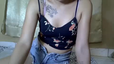 Snapshot of sweety_angel_7 chatting on March 2025 06:33:02 PM Sarah online show from March 2025 06:33:02 PM
