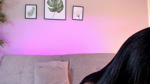 . online show from January 2025 12:21:01 PM