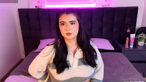 Snapshot of sweety_nicole_ chatting on November 2025 05:05:01 AM sweety nicole 3 online show from November 2025 05:05:01 AM