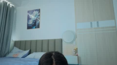 Vikky online show from May 2026 12:16:02 AM
